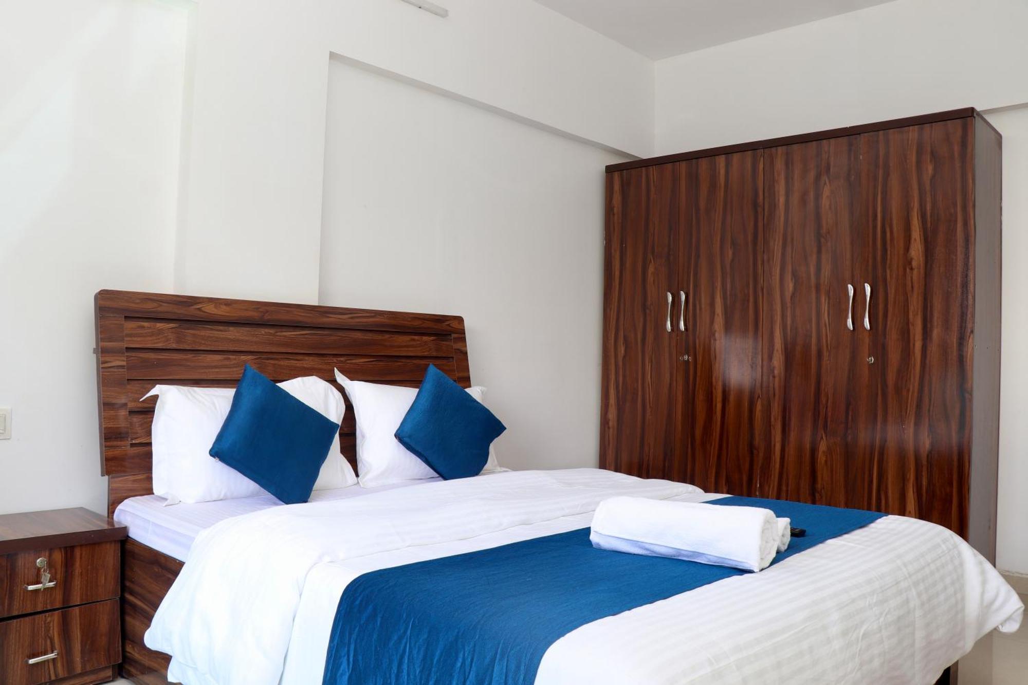 Zenith Homes - Boomerang Suites Mumbai Bagian luar foto