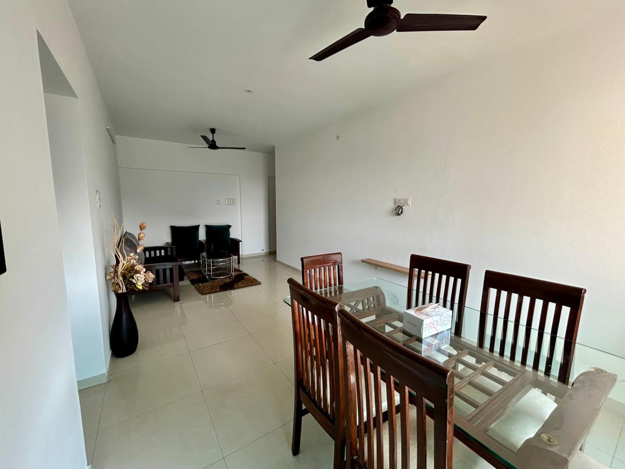 Zenith Homes - Boomerang Suites Mumbai Bagian luar foto